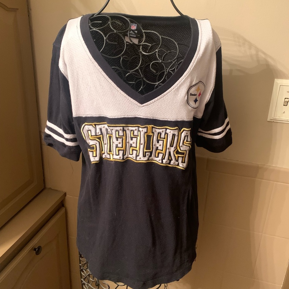 NFL Pittsburgh Steelers Girls Black & White V-Neck Jersey Tee